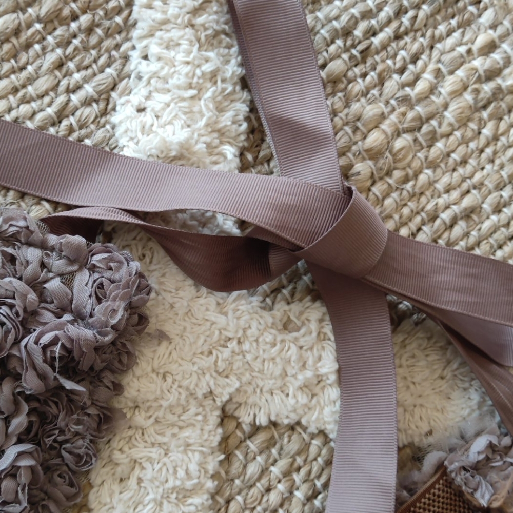 Little Roses belt - Picture 3 of 3